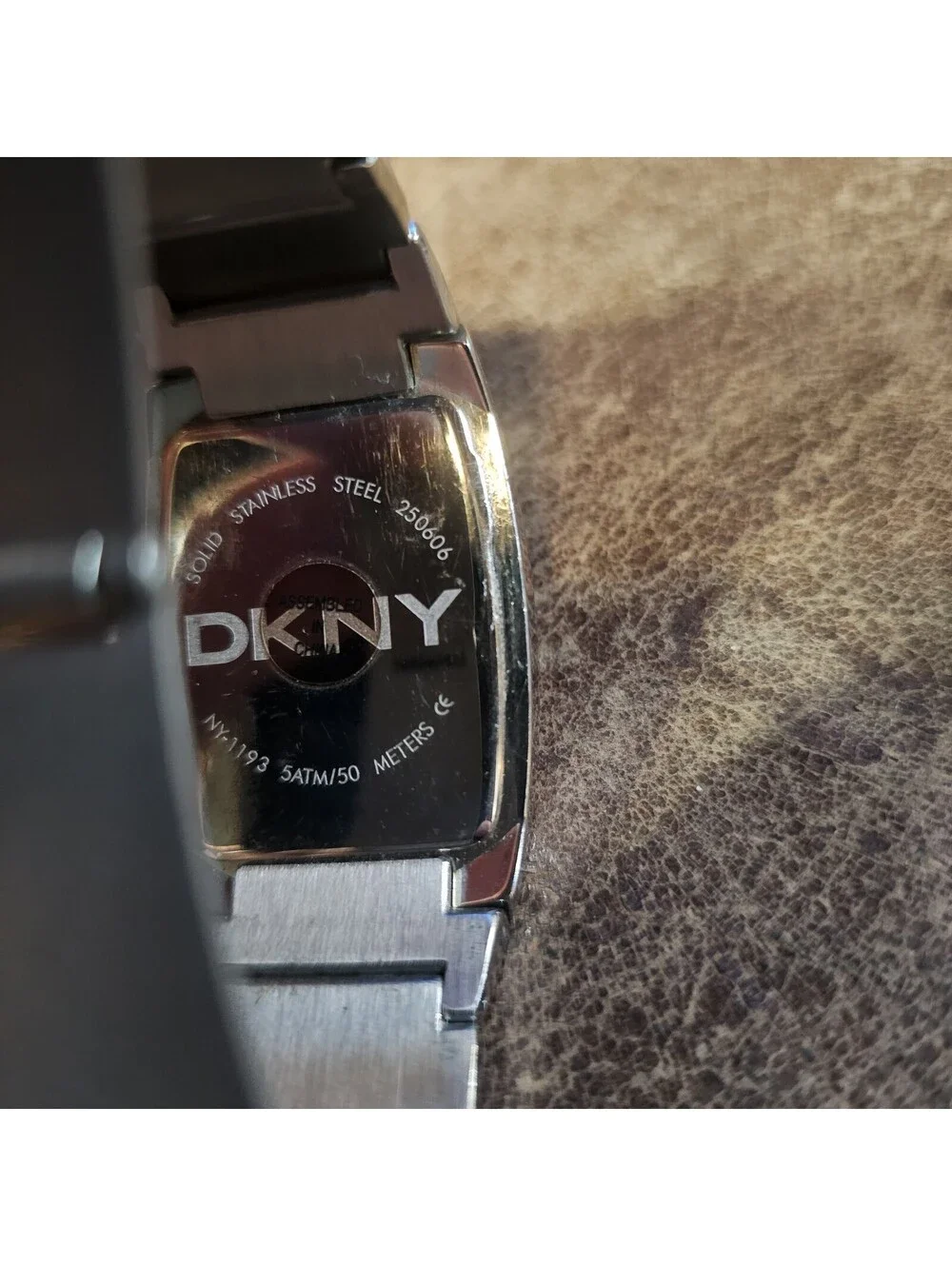 Gents DKNY Watch NY-1193 Needs Battery Works
